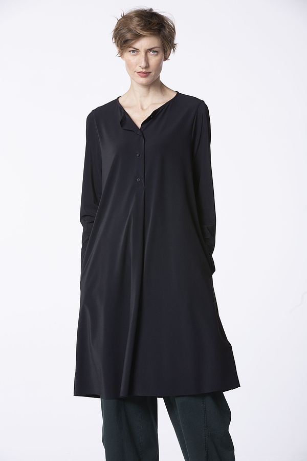 oska-dress-mecho-318-techno-stretch-10230710096-990black_pCQtV2Si9V0_njGzNFYdWMnWlH4=.r600x